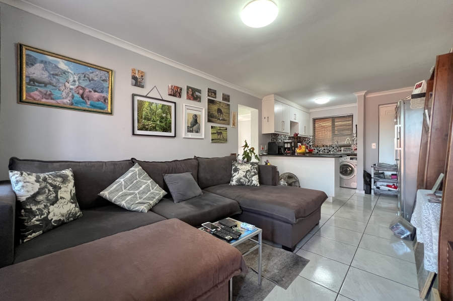 2 Bedroom Property for Sale in Morgenster Western Cape